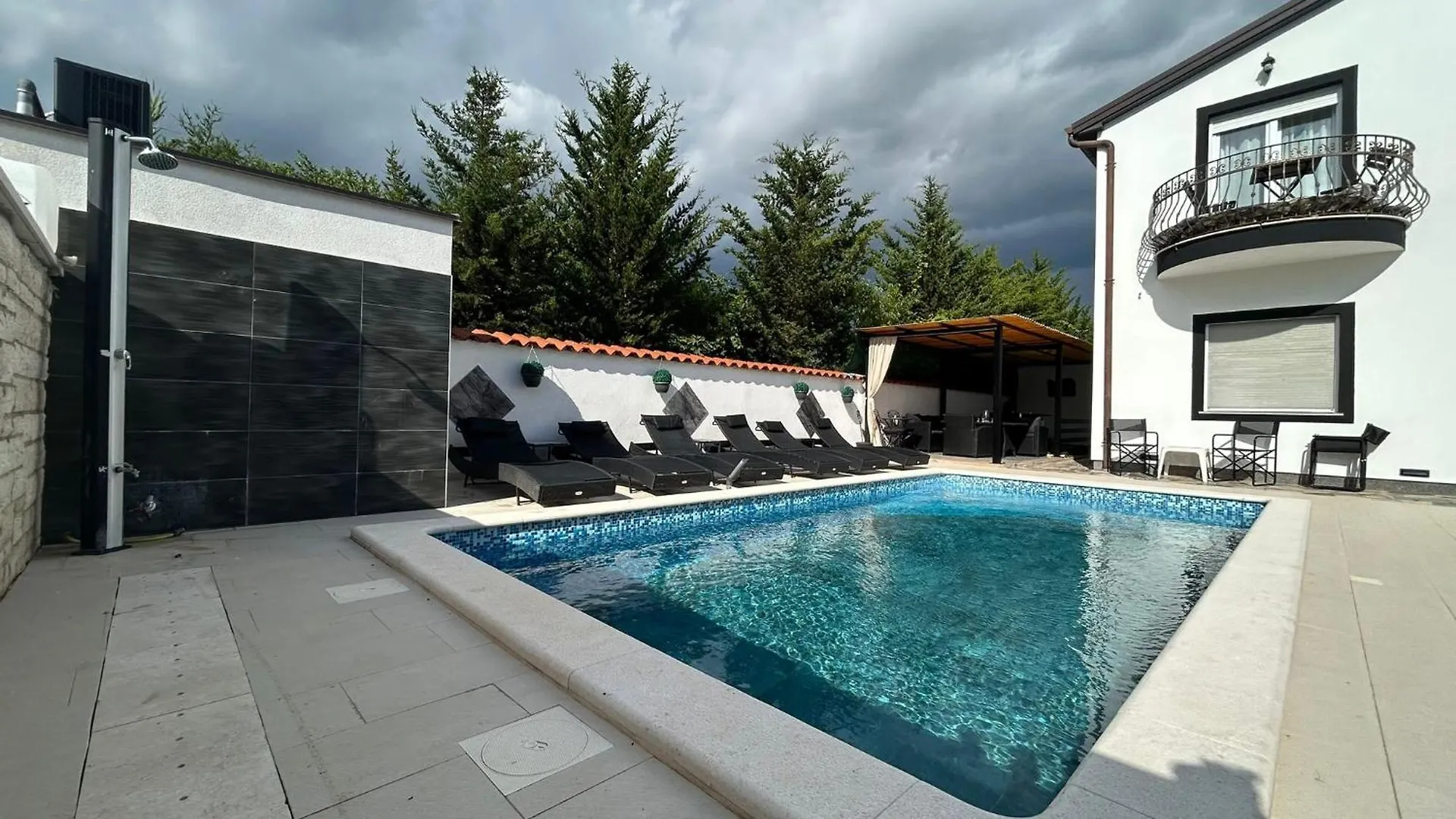 Apartmani Nada Pula Guest house